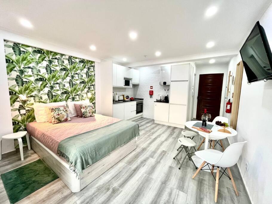 New-Romantic Studio Near The Beach! Paço de Arcos Zewnętrze zdjęcie